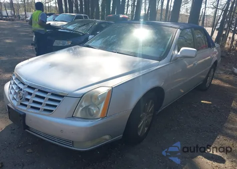2011 Cadillac Dts Premium Collection z USA, uszkodzony, nr VIN 1G6KH5E69BU134161